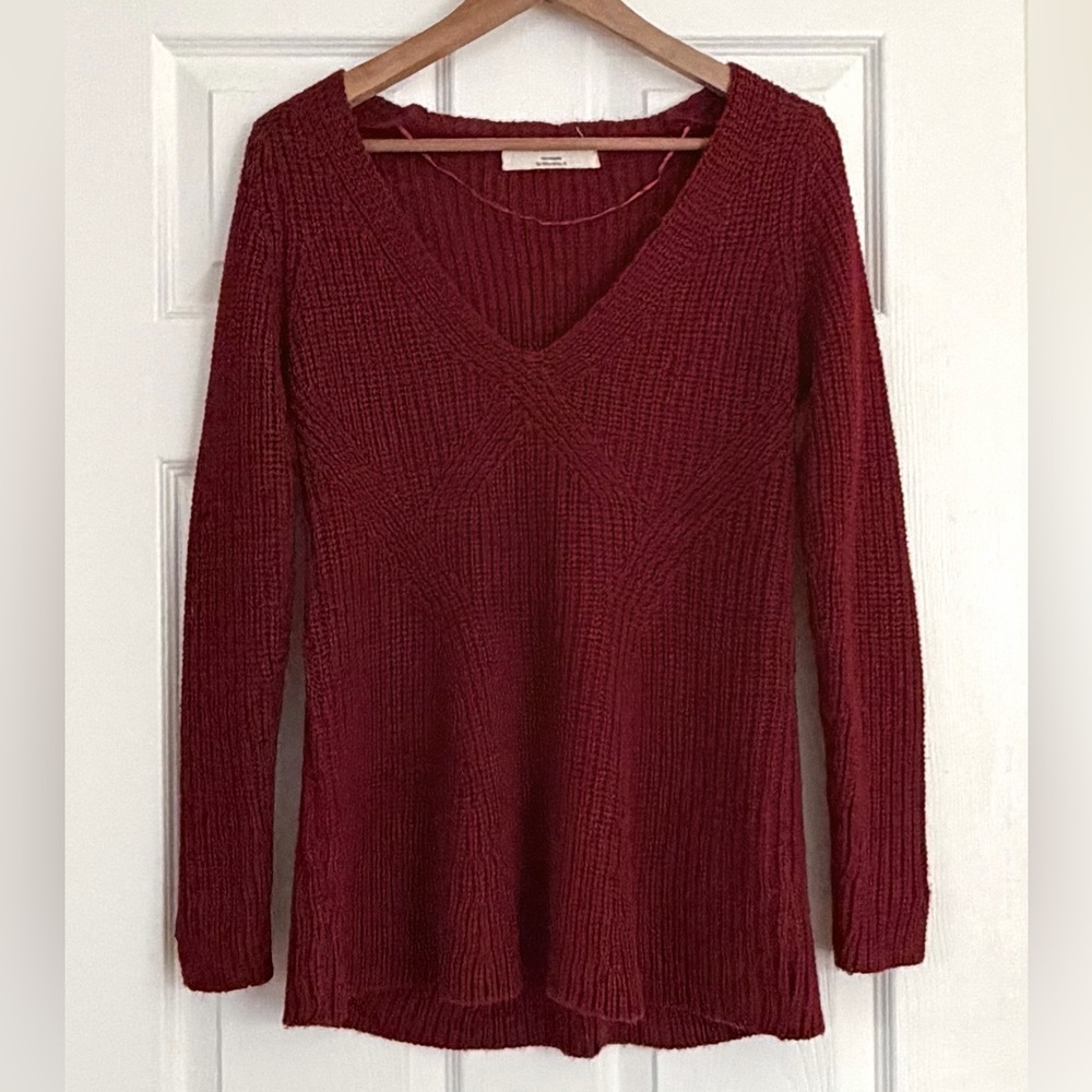 Zara Vneck Sweater Size M